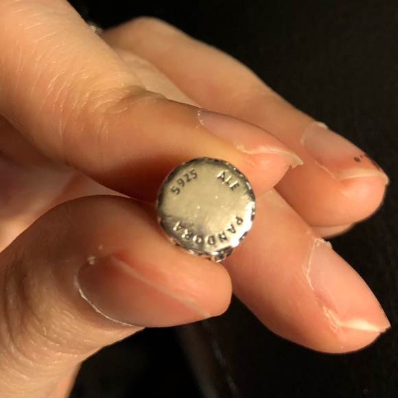 Authenticity check 1 - Picture 4 of 8